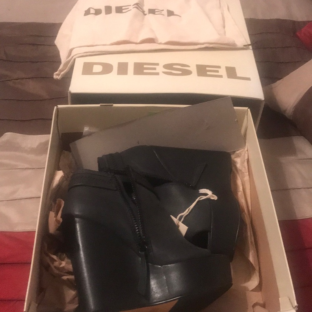 Diesel women's booties